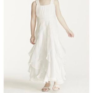 David’s Bridal Style FG3218 ivory flower girl dress